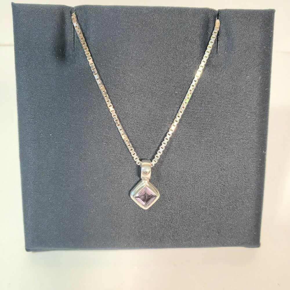 Sterling Silver 925 Necklace with Purple Stone Pendant - Picture 5 of 10